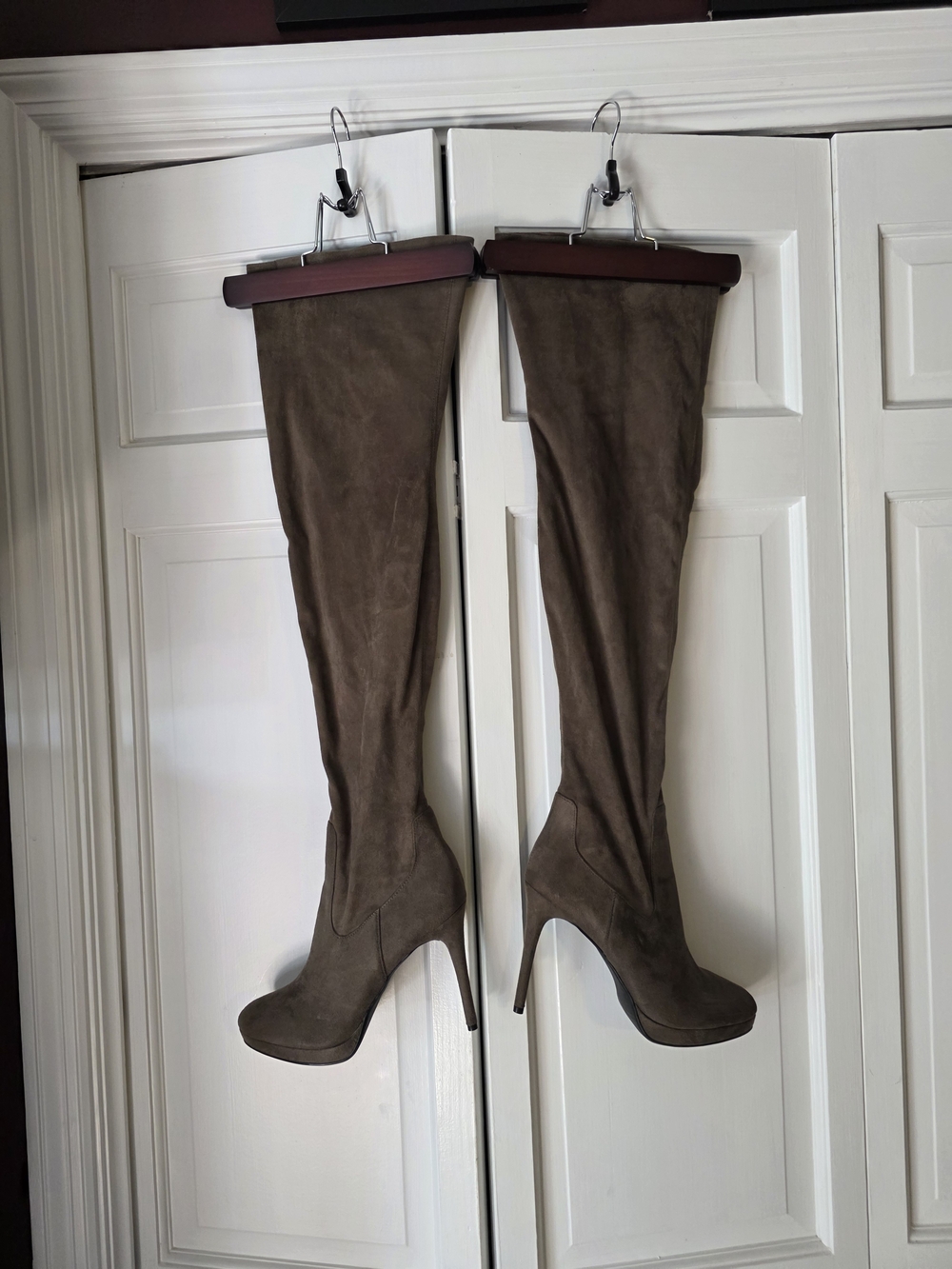 Forever 21 Brown Over-the-Knee Platform Stiletto Boots Size 9